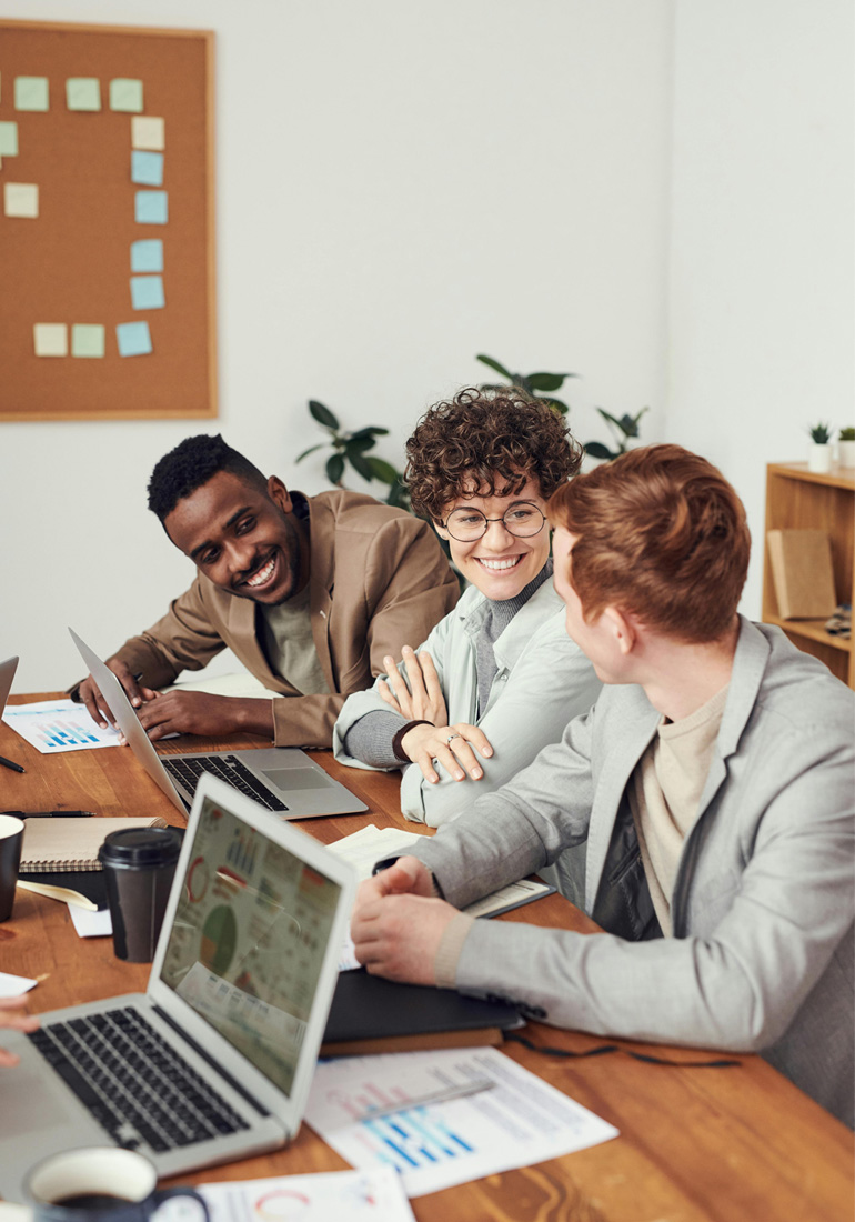 مكتب الشركة